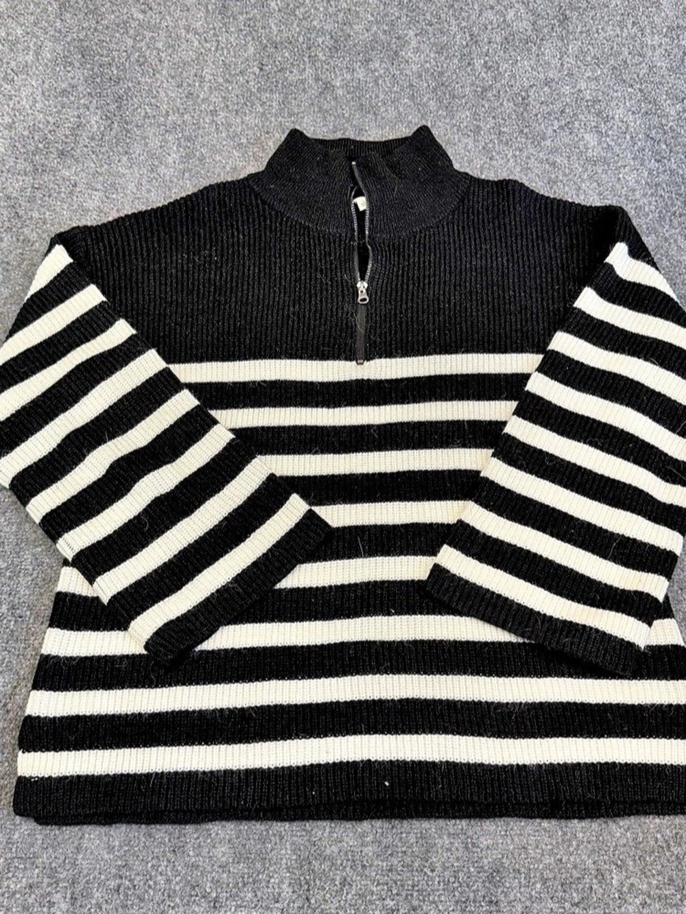 SugarLips Striped Quarter-Zip Sweater in Black & White Size Medium NWT
